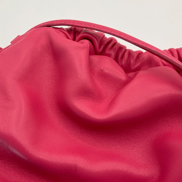 Mansur Gavriel Cloud Mini Leather Clutch Bag - Picture 7 of 8